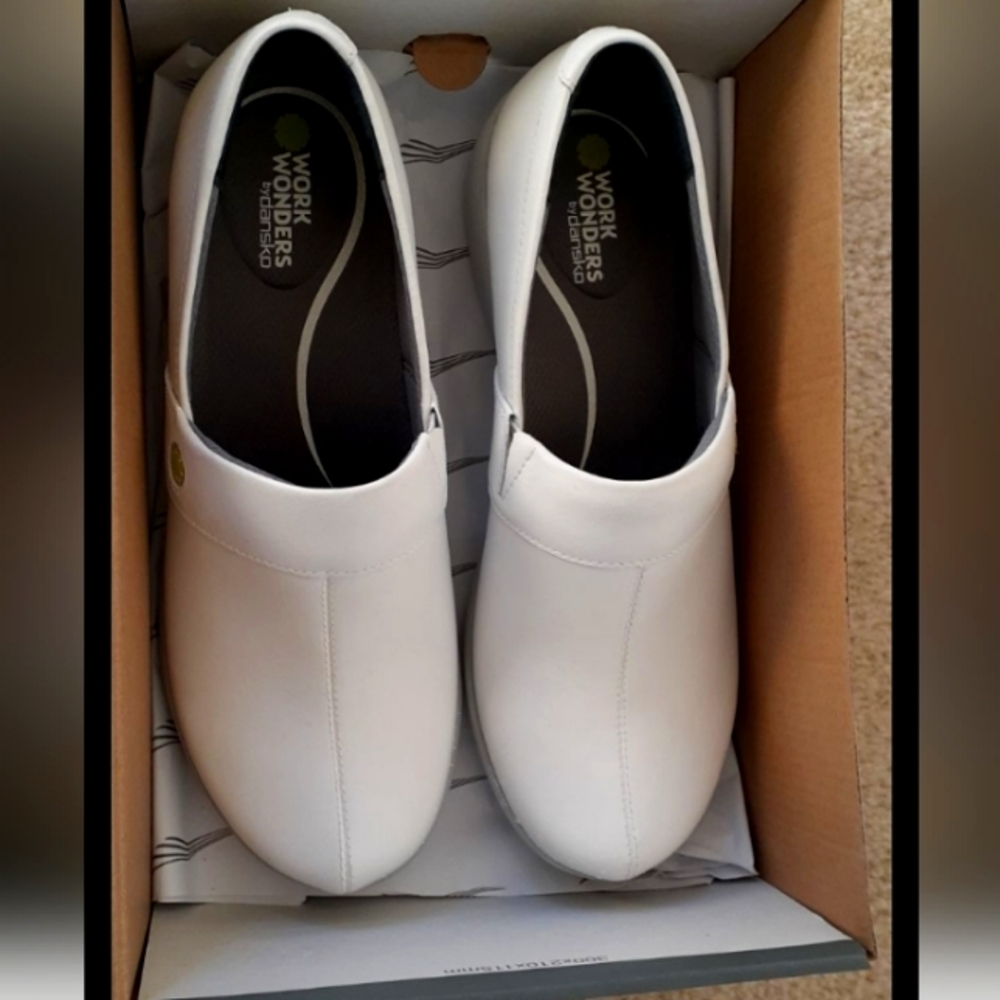 Dansko Work Wonders